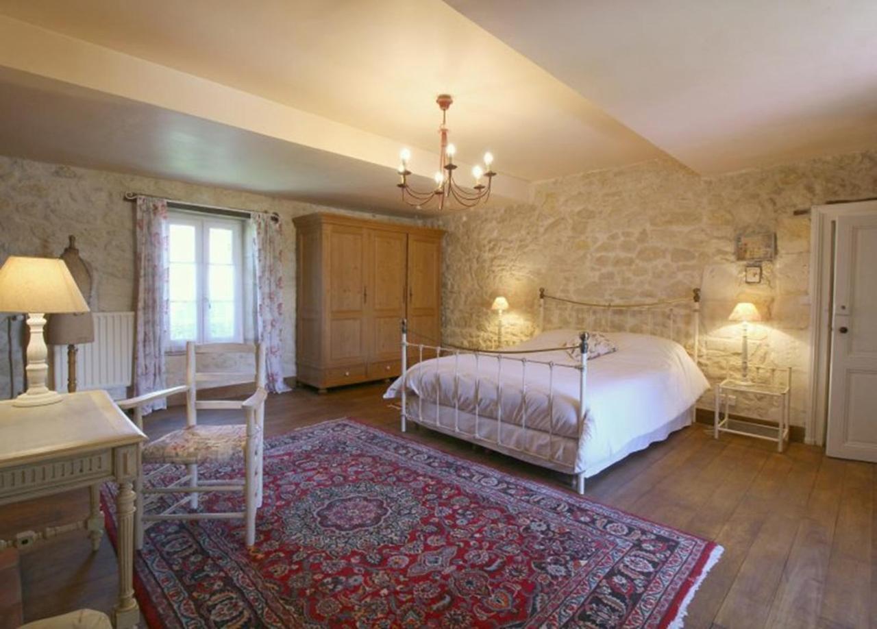 Chambre D'Hotes Spacieuse, Salle De Bain Privative Saint-Michel-de-Fronsac Esterno foto
